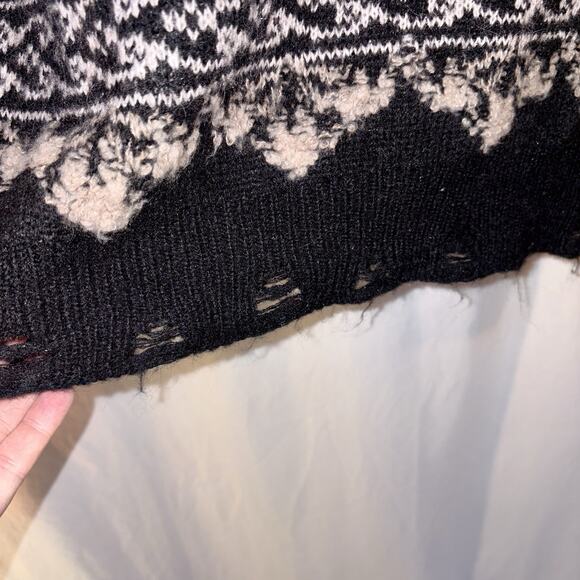 Anthropologie Slouchy V-Neck Distressed Sweater Oversized Soft Cozy SMALL - Picture 5 of 10